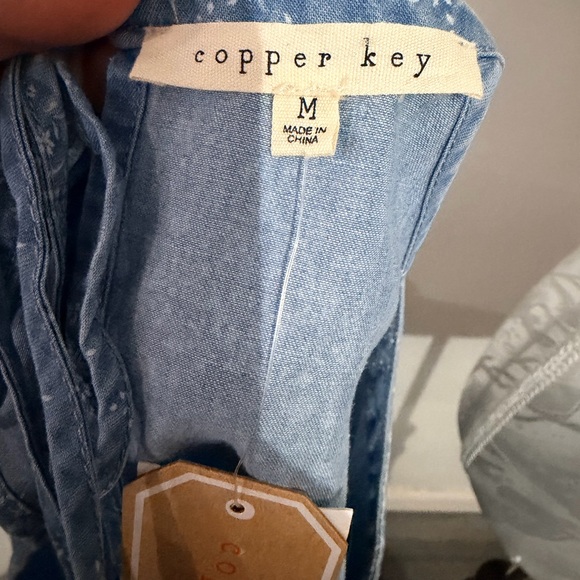 Copper Key Blue Patterned Tank Top Handkerchief pattern - Picture 6 of 6